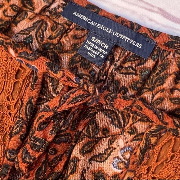 American Eagle Floral Paisley Boho Blouse Tie Front Top embellished size Small - Picture 4 of 8